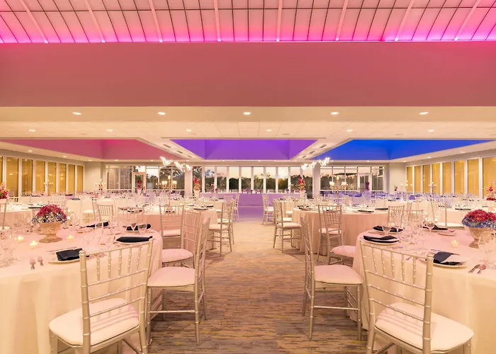 Towneplace By Marriott Chicago Hotel