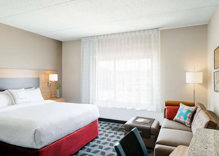 Towneplace By Marriott Chicago